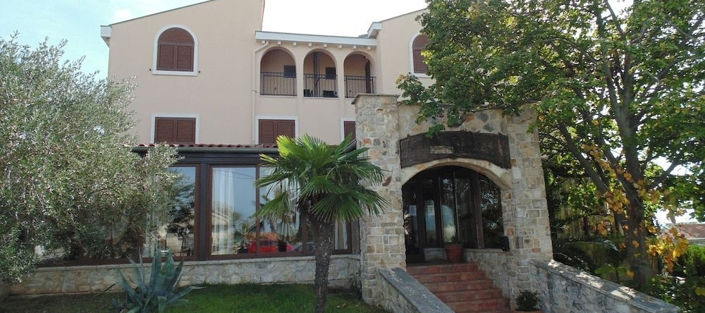 Fortuna Hotel & Restaurant, Мурвица — фото 1