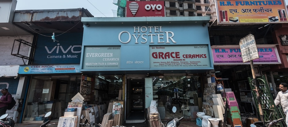Oyo 4186 Hotel Oyster, Мумбаи — фото 1
