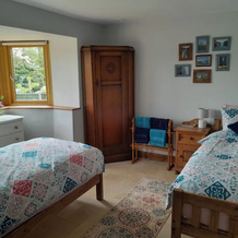 Canal-Side 5-Bed Cottage - Sleeps 10, Pet Friendly, Эндон — фото 5