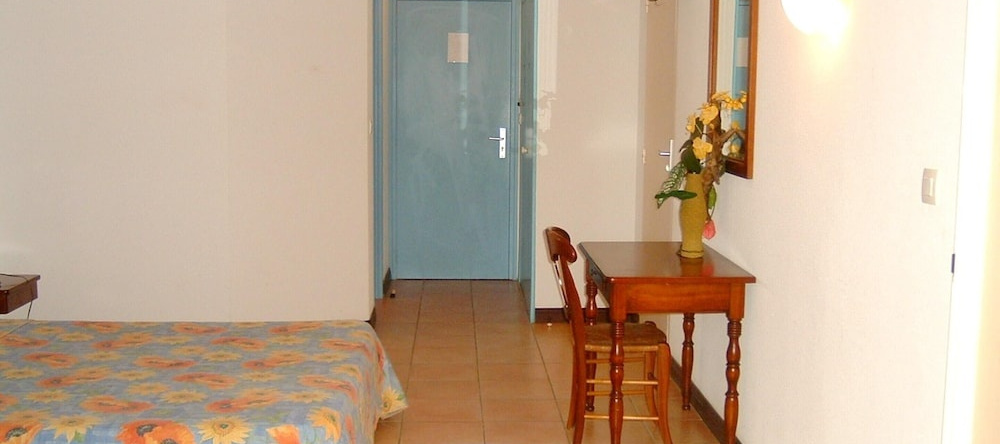 Studio In Sainte-Anne, With Furnished Garden And Wifi - 100 M From The, Сент-Анн — фото 1