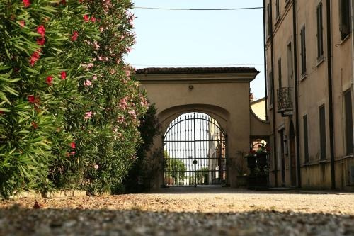 Antica Dimora Conti Custoza, 罗韦尔贝拉 — 照片 1