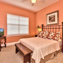 Syracuse 3 Bedroom Home by NFVH, North Naples — photo 5