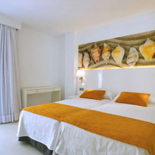 Balansat Y Torremar Apartamentos, 圣胡安包蒂斯塔 — 照片 3