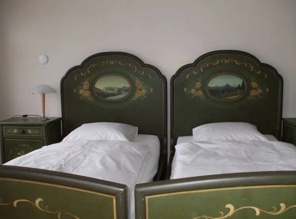 B&B Zimmer mit Seeblick, 瓦尔岑豪森 — 照片 1