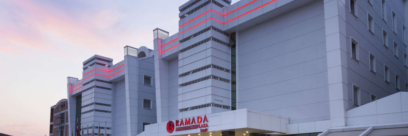 Ramada Plaza by Wyndham Izmit, 伊兹米特 — 照片 1