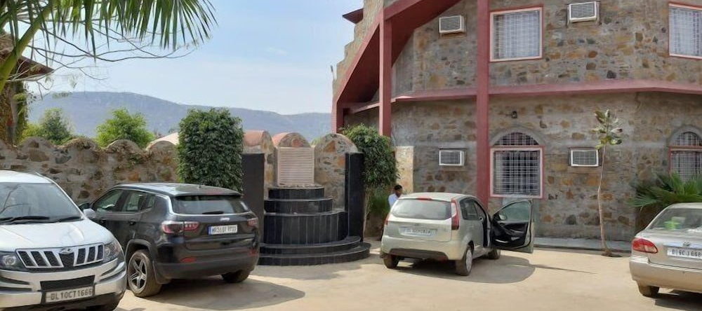Van Chhavi Resort, 阿尔瓦尔 — 照片 1
