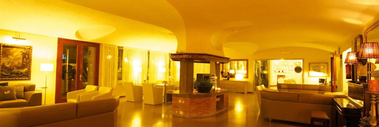 Hotel Lido Garda, 安齐奥 — 照片 1