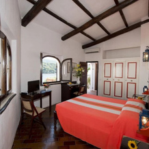 Hotel Cala di Mola, 阿祖罗港 — 照片 3
