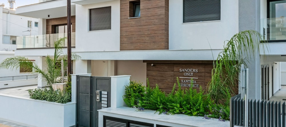Sanders Only - Delightful 2-Bdr Apt With Balcony, Айос-Атанасиос — фото 1