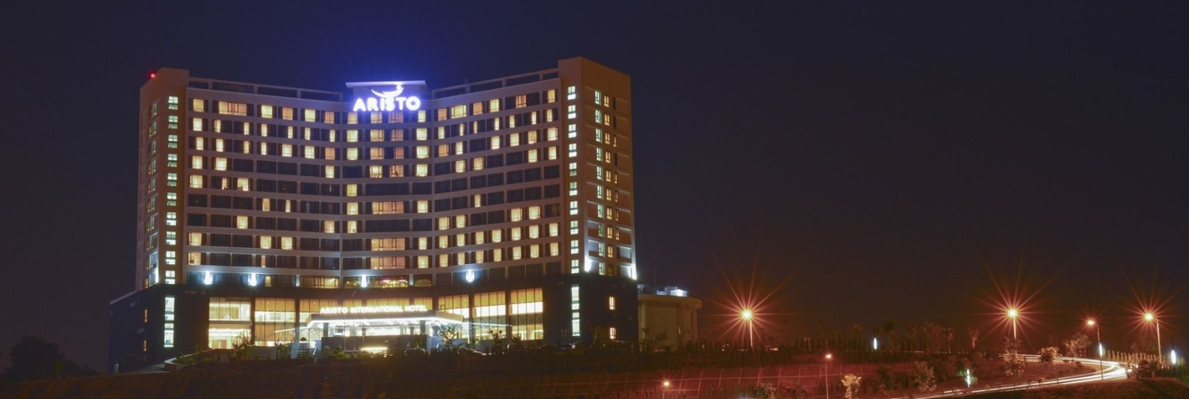 Aristo International Hotel, 老街 — 照片 1