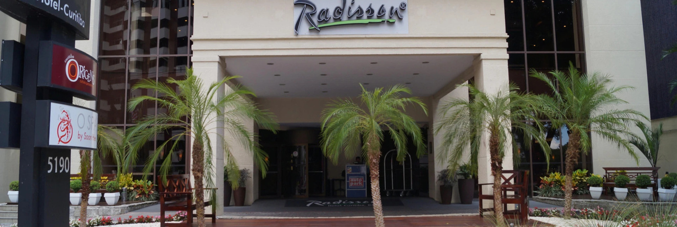 Radisson Hotel Curitiba, Куритиба — фото 1
