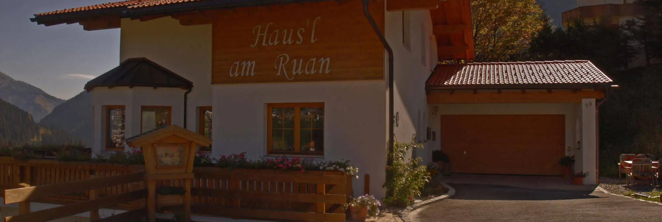 Häus'L Am Ruan, 贝旺 — 照片 1