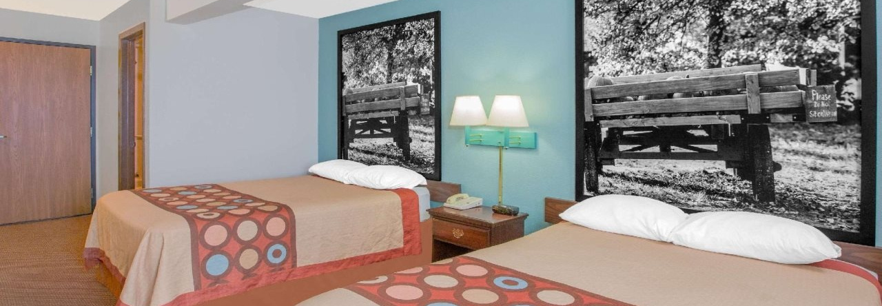 Rodeway Inn near I-35 Lamoni, Lamoni — photo 1