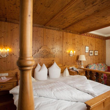 Hotel Schwarzer Adler, 坦海姆 — 照片 5