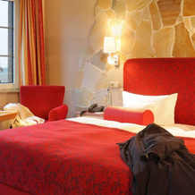 Hotel Zum Stein Wellness & Genuss Resort, 奥拉宁鲍姆-沃利茨 — 照片 2