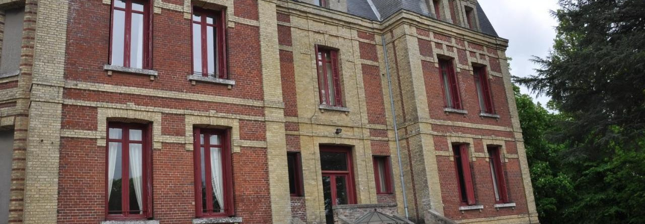 Château de la Croix Bizet, 穆利诺 — 照片 1