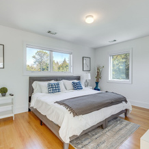 Hamptons Home Near Beaches w/ Pool & Water Views!, 辛尼科克山 — 照片 5