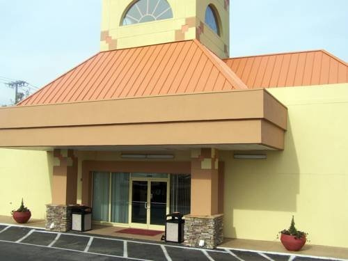 Rodeway Inn Gastonia East, Гастония — фото 1