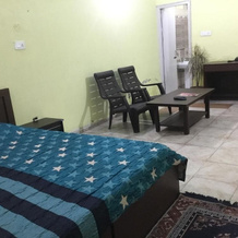 Hotel Pinjore Holiday Home, 帕尔瓦努 — 照片 3