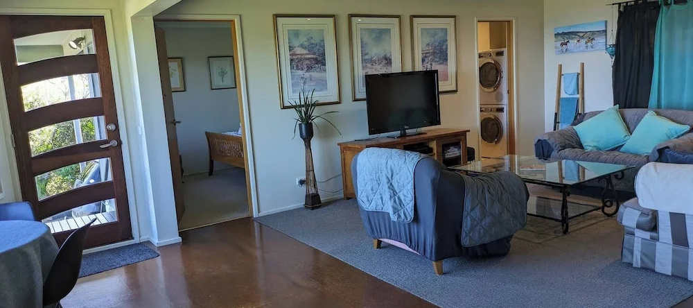 Fairhaven Beach House With Ocean Views and Tranquil Setting, 费尔黑文 — 照片 1