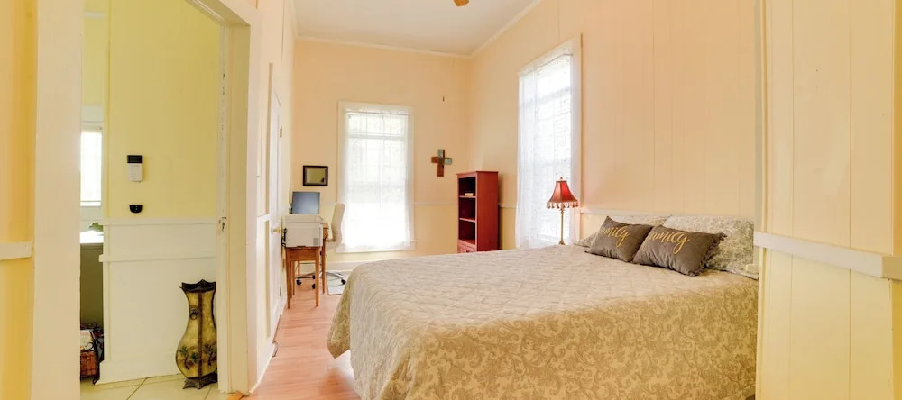 Cozy Thomasville Cottage - Walk To Downtown!, Томасвилль — фото 1