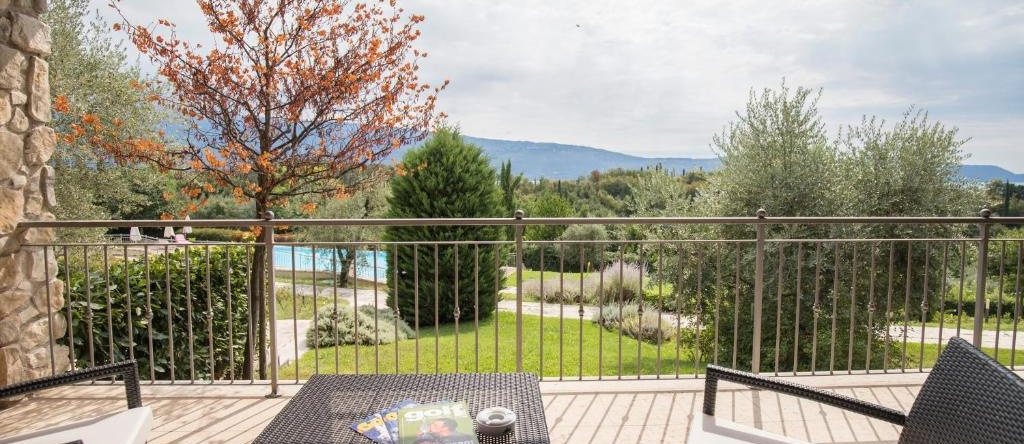 Apartments Golf Bogliaco, 托斯科拉诺-马德尔诺 — 照片 1