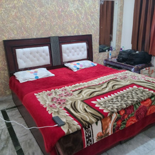 Roomshala 153 Hotel Krishnashrya, Вриндаван — фото 3