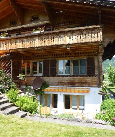 Chalet Aebnetbode, 格施塔德 — 照片 1