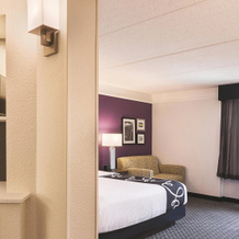 La Quinta Inn & Suites By Wyndham Atlanta Perimeter Medical, Сэнди-Спрингс — фото 4
