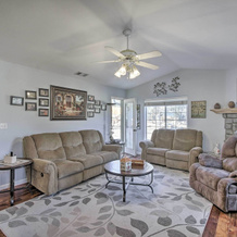 Welcoming Tehachapi Home w/ Deck & Grill!, Tehachapi — photo 2