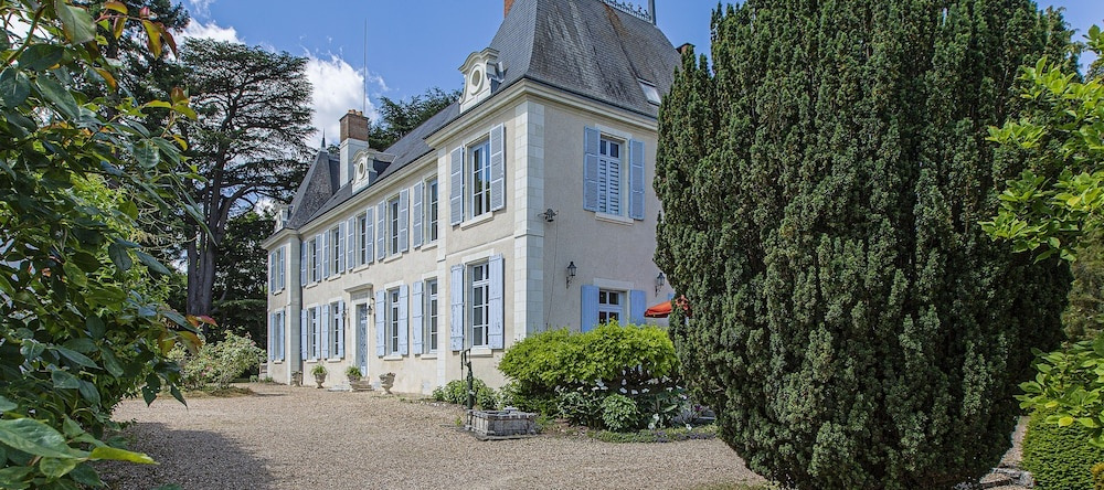 Manoir De La Voûte, Пуи — фото 1