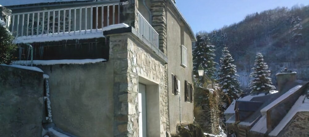 Gîtes Vallée des Nestes-Louron, 巴涅尔德比戈尔 — 照片 1