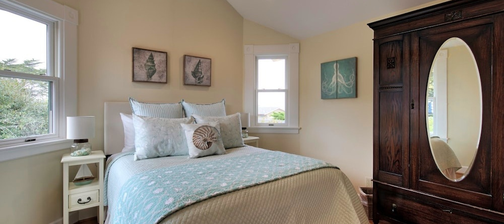 3715 Bliss by the Sea, Pacific Grove — photo 1