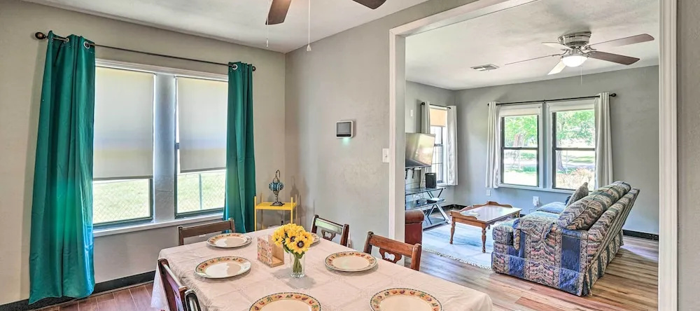 Centrally Located Lawton Home: Dogs Welcome!, 劳顿 — 照片 1