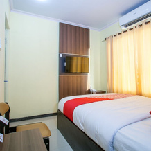 Capital O 887 Green Hill Hotel And Convention Center, 宗班 — 照片 5