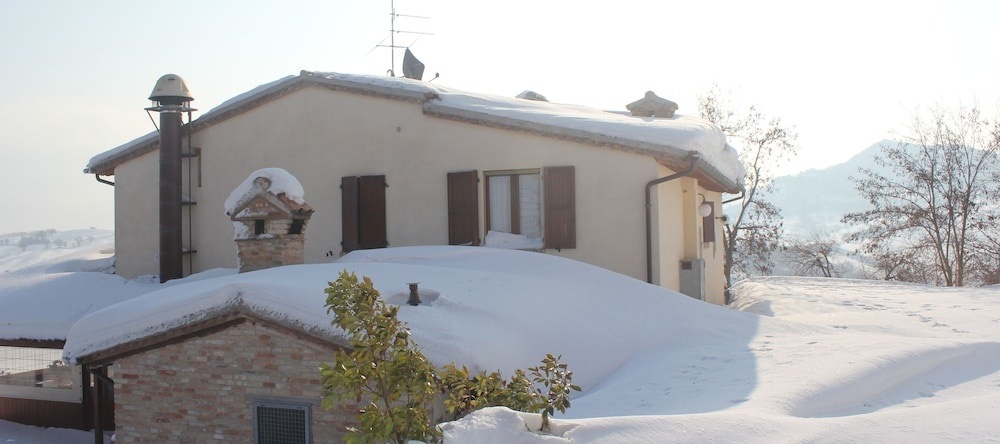 Country House La Valle Del Vento, Urbino — photo 1