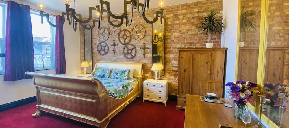 Captain Salazar Executive 2bed Penthouse Apartment, Goole — photo 1
