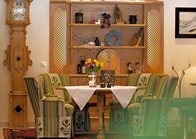 Parkhotel Tristachersee, 施塔尔 — 照片 1