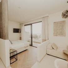 Comfy Studios Hotel, 贝纳尔马德纳 — 照片 3