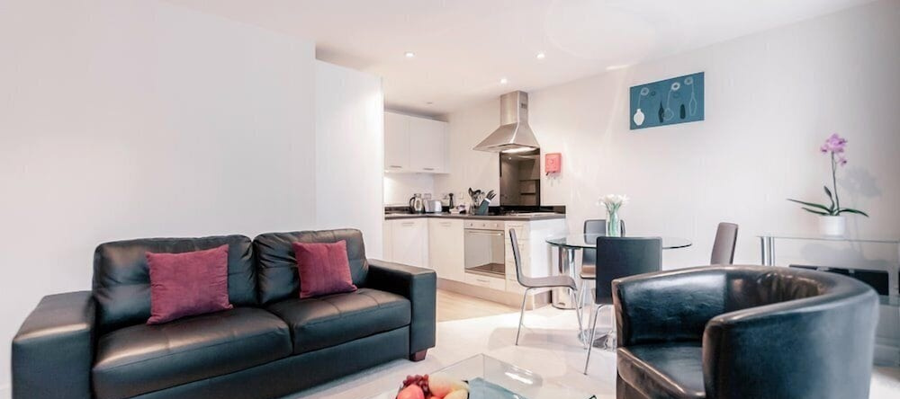 Roomspace Apartments -Capitol Square, 埃普瑟姆 — 照片 1