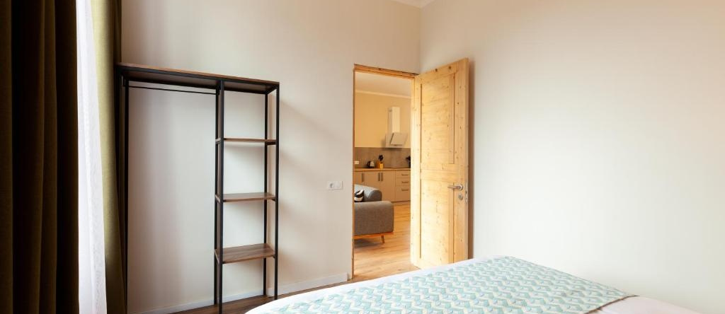 Newly Renovated 3-bedroom Bungalow in Rural Area, 马尔特维利 — 照片 1