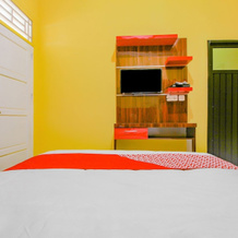 OYO 90216 Kost Sanny, Prabumulih — photo 5