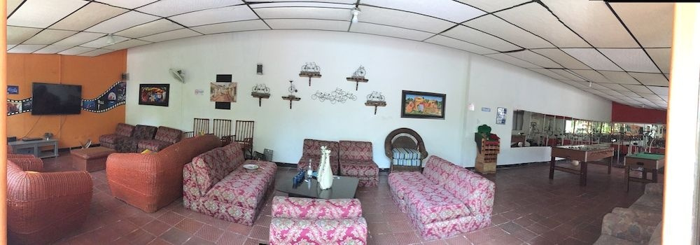 Hotel Campestre Sanvalay Inn, 梅尔加 — 照片 1