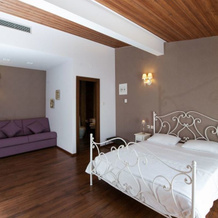 Polys Guest House, Метони — фото 3