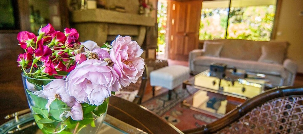 Villa With 6 Bedrooms in Pontevedra, With Private Pool, Enclosed Garden and Wifi - 5 km From the Beach, 贡多马尔 — 照片 1