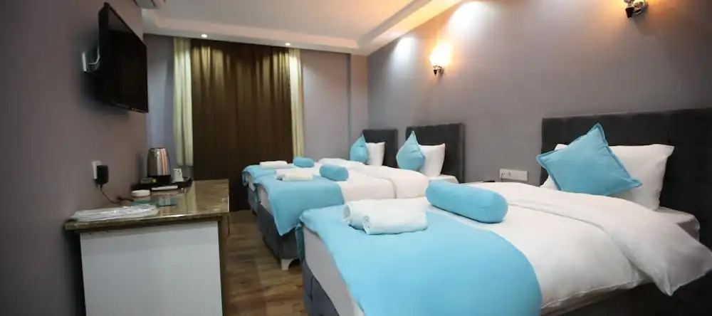 Grand Kum Boutique Hotel Restaurant, Кавак — фото 1