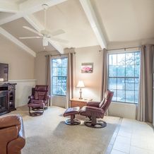Rock 'n' Wood 4 Bedrooms 3.5 Bathrooms Home, Wimberley — photo 5
