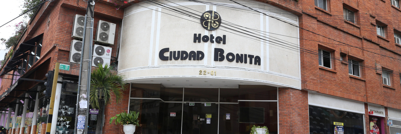 Hotel Ciudad Bonita, 布卡拉曼加 — 照片 1