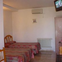 Hostal Las Encinas, Касар-де-Касерес — фото 4
