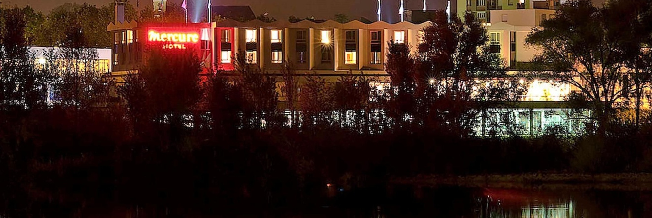 Mercure Nevers Pont de Loire, 讷韦尔 — 照片 1